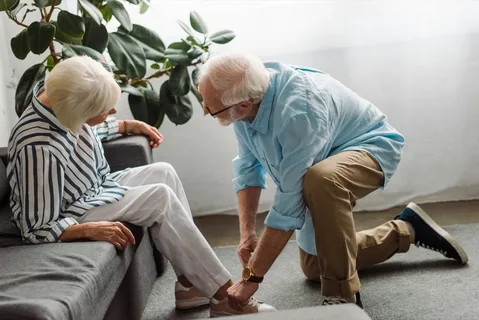 support slippers for the elderly