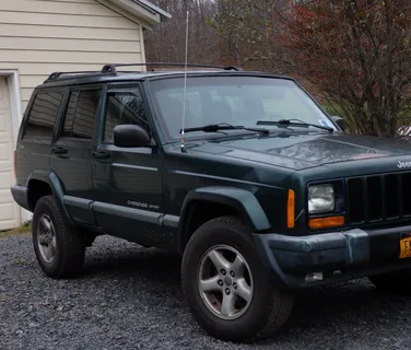 Jeep Cherokee Water Tube